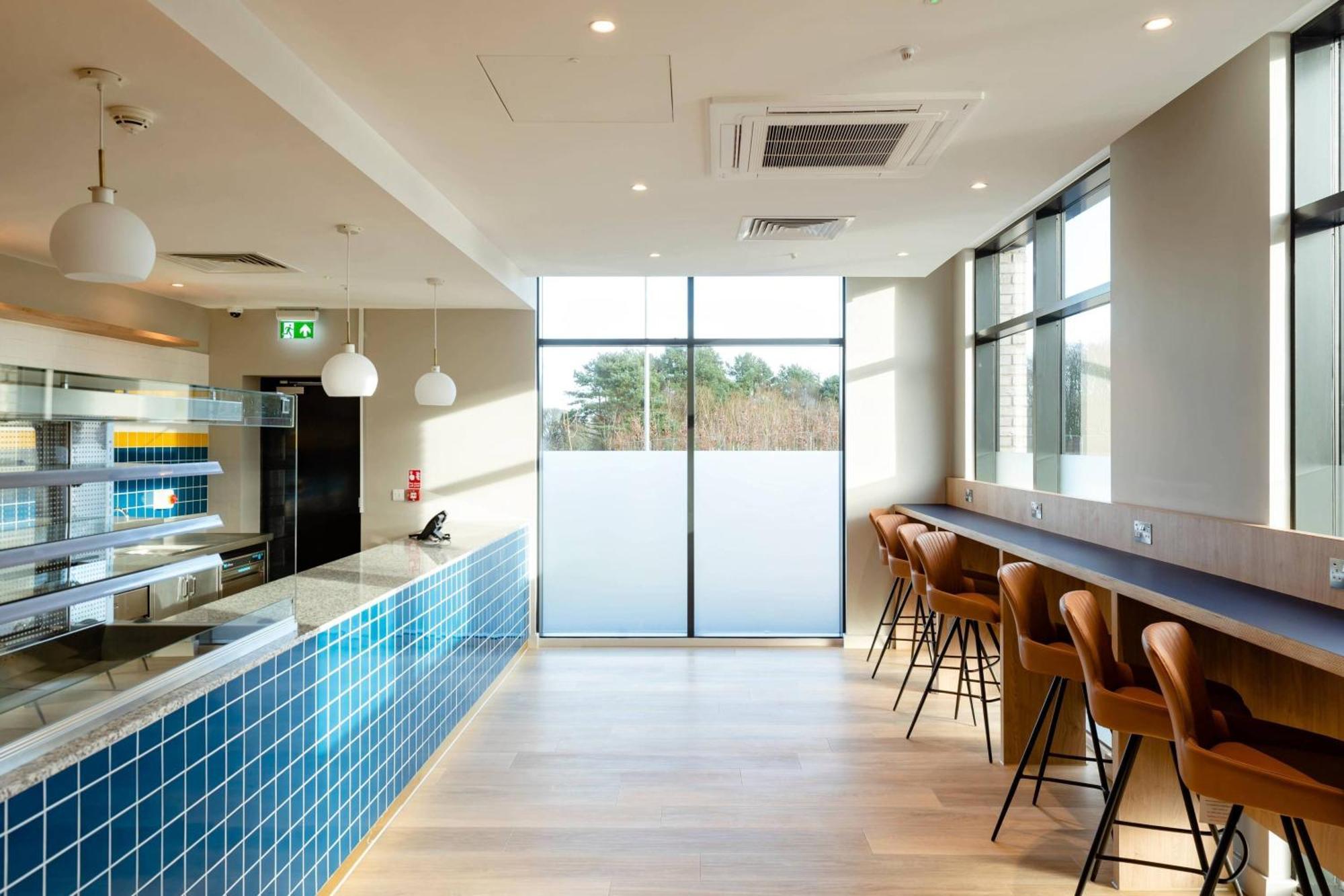 Hotel Courtyard By Marriott Stoke On Trent Staffordshire Exterior foto